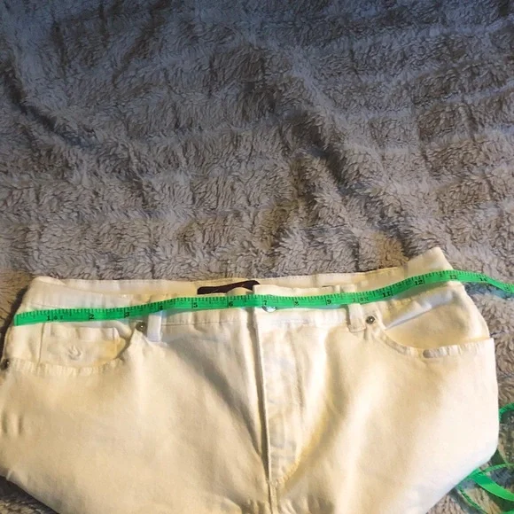 Gloria Vanderbilt Off-White Straight Leg Jeans - Picture 5 of 6